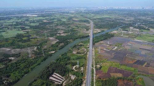 LỘ DIỆN HÌNH HÀI GẦN 30 KM CAO TỐC BẾN LỨC - LONG THÀNH QUA TỈNH ĐỒNG NAI