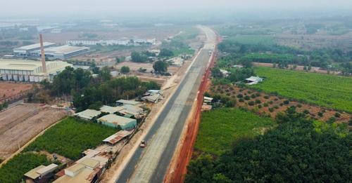 CAO TỐC BIÊN HÒA - VŨNG TÀU NÊN VÓC NÊN HÌNH SAU HƠN 8 THÁNG THI CÔNG