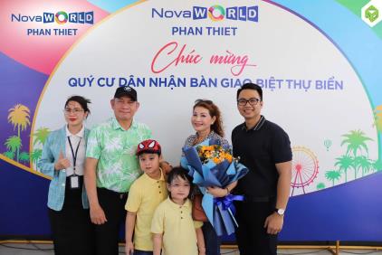 NOVAWORLD PHAN THIET: SÔI ĐỘNG SỰ KIỆN BÀN GIAO BIỆT THỰ BIỂN GOLF VILLAS & FLORIDA