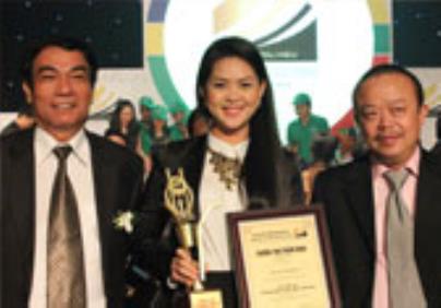 Novaland đoạt giải "Top 10 thương hiệu nổi tiếng năm 2013"