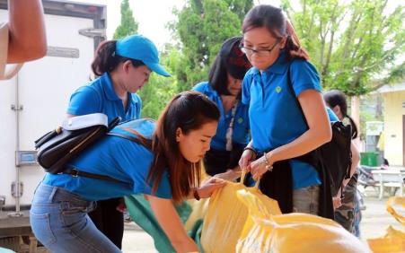 CHUNG TẤM LÒNG, HƯỚNG VỀ MIỀN TRUNG RUỘT THỊT