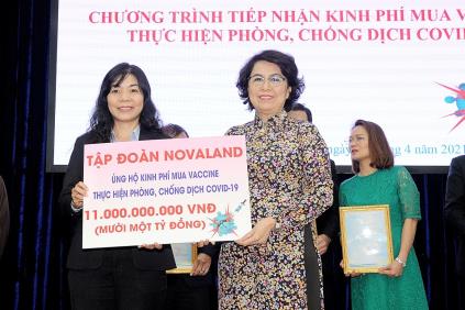 TẬP ĐOÀN NOVALAND TRAO TẶNG 11 TỶ ĐỒNG KINH PHÍ MUA VACCINE PHÒNG NGỪA COVID-19